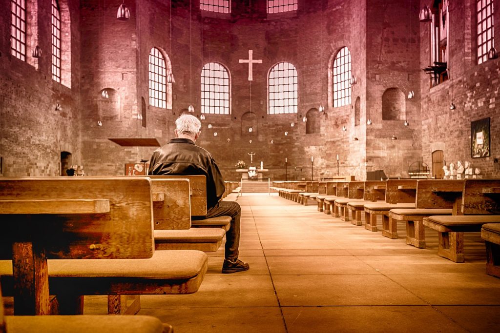 church, pray, religion-2464883.jpg