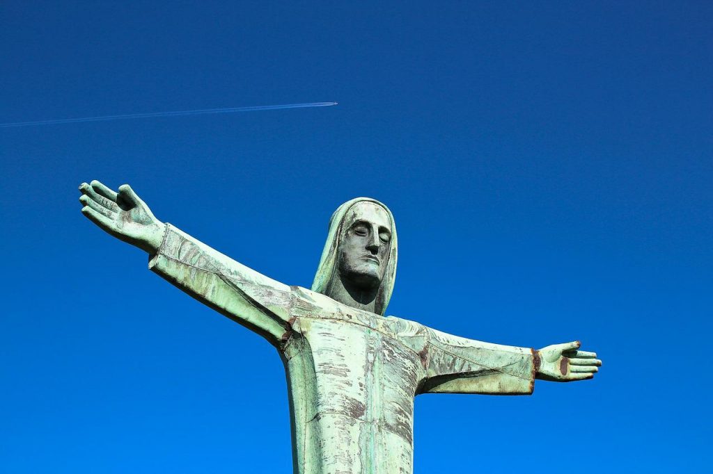 statue, figure, sculpture-320858.jpg